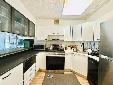 703 Pelham Rd #303, New Rochelle, NY 10805