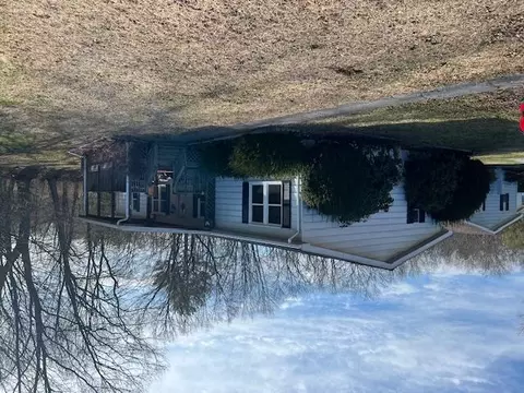 98 Cameo Court North, Hyde Park, NY 12538