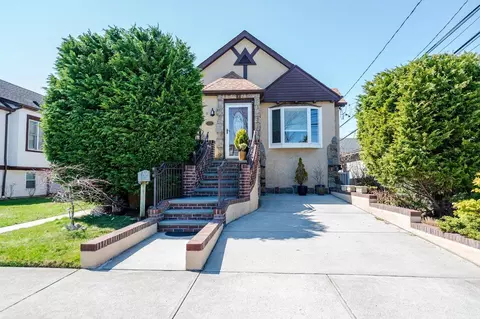 311 Washington Blvd, Long Beach, NY 11561