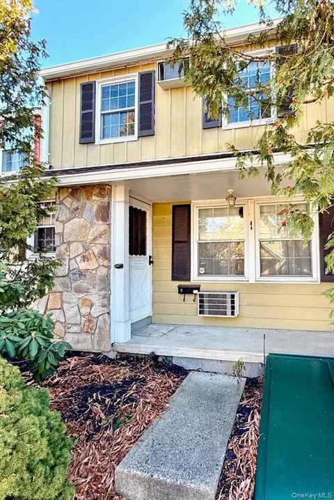 274 Hooker Ave #A4, Poughkeepsie, NY 12603