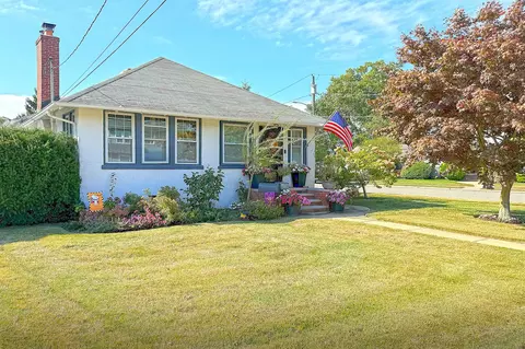 2614 Park Ave, Baldwin, NY 11510