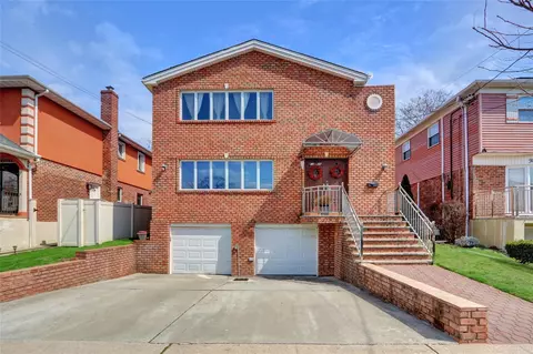 13-75 209th St, New York, NY 11360