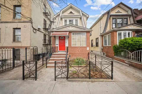 87 E 32nd St, Brooklyn, NY 11203