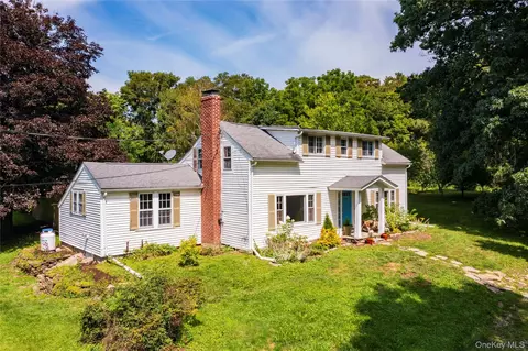 11 Miller Rd, Rhinebeck, NY 12572