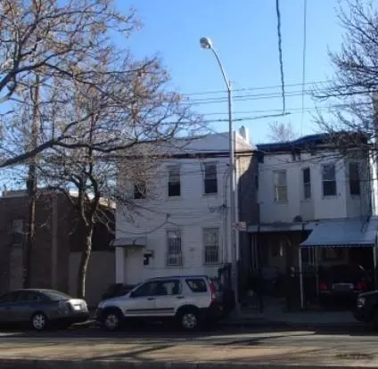 107-12 34th Ave, Corona, NY 11368