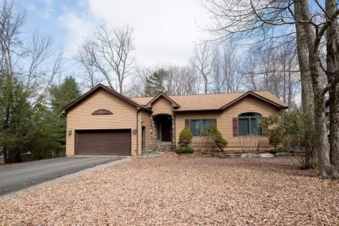 9 Drake Ln, Thompson, NY 12775
