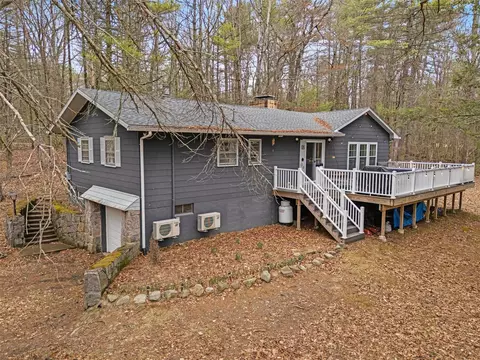 30 Cherry Ln, Rochester, NY 12446