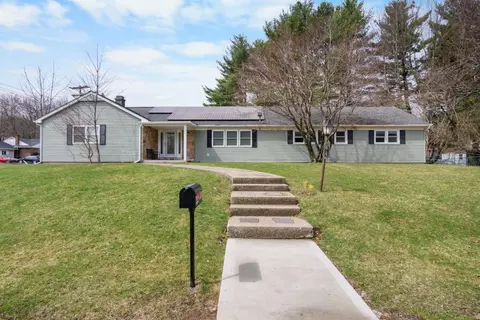 44 Floral Dr, Thompson, NY 12701