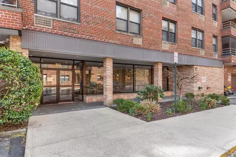 50 Barker St #735, Mount Kisco, NY 10549
