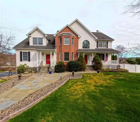 137 Duke Dr, Carmel, NY 10512