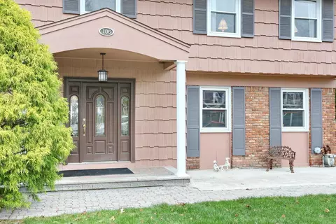 106 Key Pl, Orangetown, NY 10962