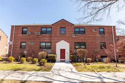 155-49 81st St #15, Howard Beach, NY 11414