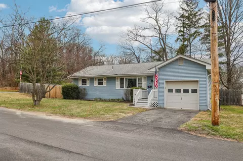 22 Smith Rd, Cornwall, NY 12518