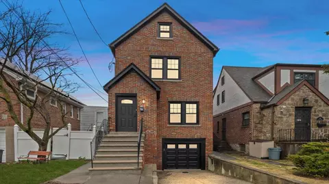 138 Hyatt Ave, Yonkers, NY 10704