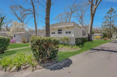 658 Sound Ave #C15, Wading River, NY 11792