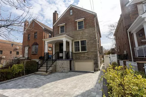 1530 Waring Ave, New York, NY 10469