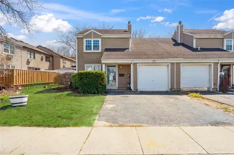16 S Union St, Bay Shore, NY 11706