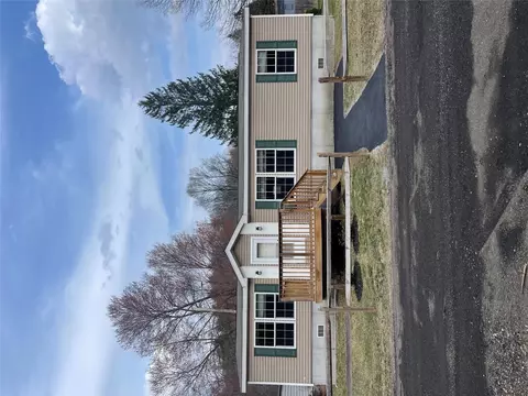 10 Dawn, La Grange, NY 12569
