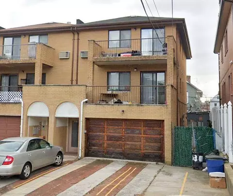 43-55 159th St, Flushing, NY 11358 photo 1