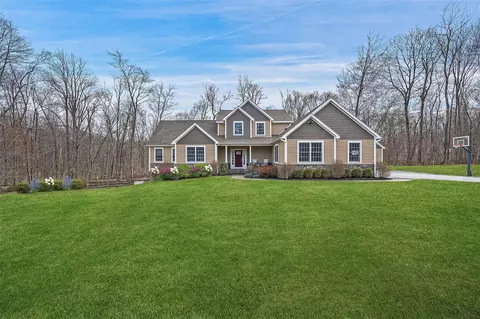 210 Turk Hill Rd, Southeast, NY 10509