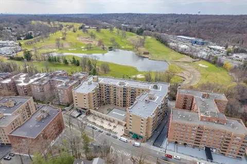 100 E Hartsdale Ave #TJE, Greenburgh, NY 10530