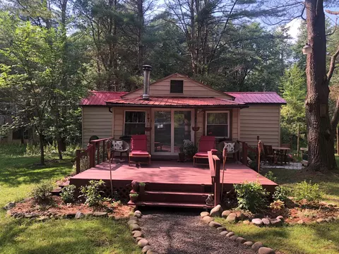 147 Hasbrouck A Rd, Hurleyville, NY 12747