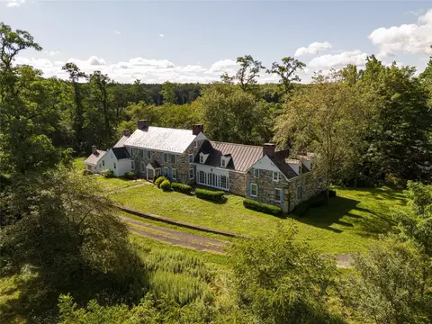 2079 Bruynswick, Wallkill, NY 12589