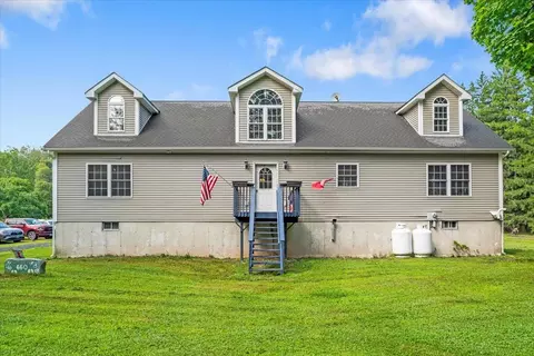 660 Oakland Valley Rd, Deerpark, NY 12729