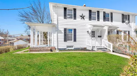 23 Bush Ave, Newburgh, NY 12550