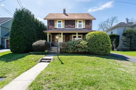 155 Clinton St, White Plains, NY 10604