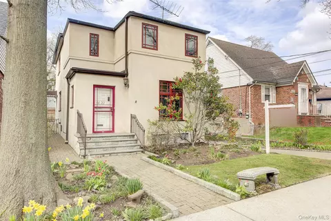 61-20 214 St, New York, NY 11364
