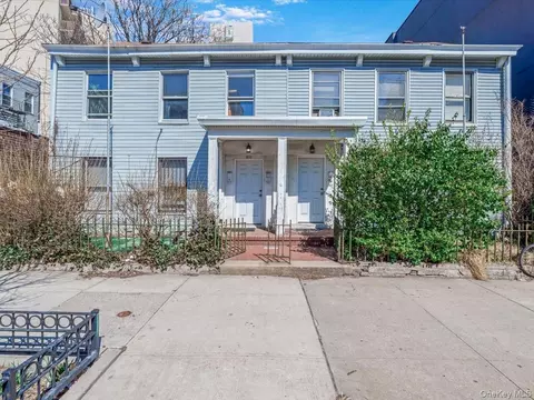 217-219 Devoe St, Brooklyn, NY 11211