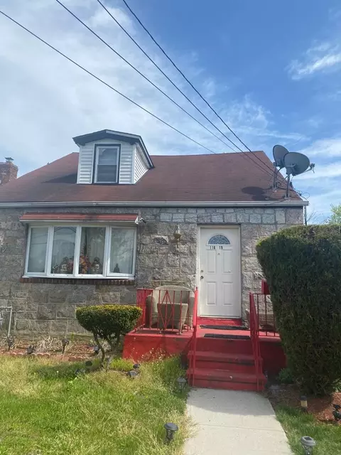 116-19 240th St, Elmont, NY 11003