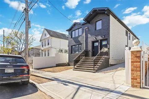 163-23 Sayres Ave, New York, NY 11433