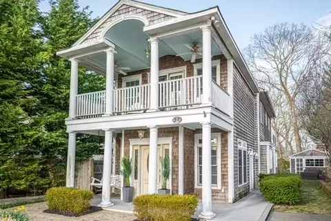 37 Wylde Rd, Mount Sinai, NY 11766