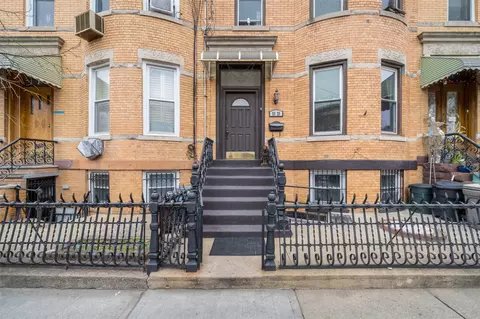 59-29 69th Ave, New York, NY 11385
