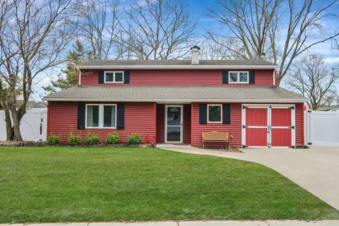 18 Corvette Rd, Selden, NY 11784