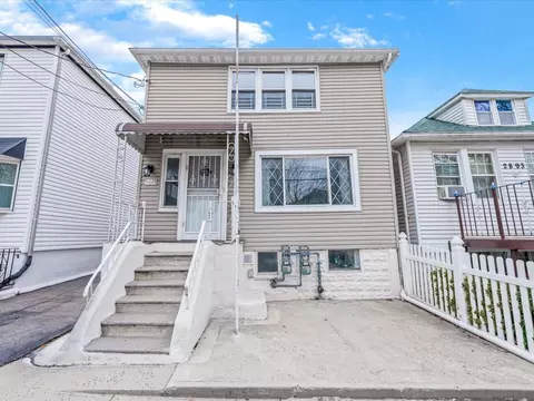 2889 Wellman Ave, New York, NY 10461