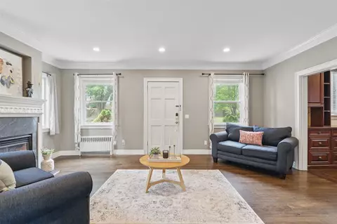 126 Wayne Ave, White Plains, NY 10606