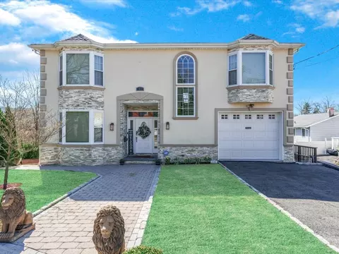 10 Sudbury Pl, Yonkers, NY 10710