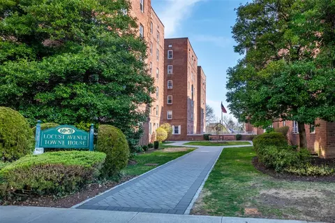 60 Locust Ave #A409, New Rochelle, NY 10801