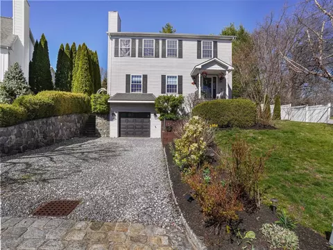 2 Jenkins Ct, Ossining, NY 10562