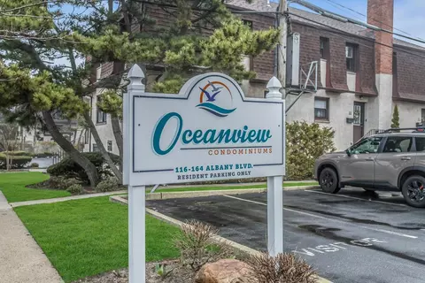 126 Albany Blvd #10D, Atlantic Beach, NY 11509