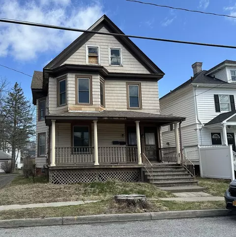 41 Lagrange Ave, Arlington, NY 12603
