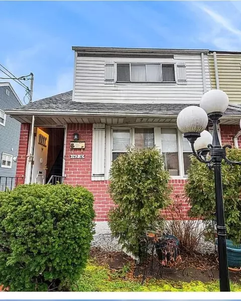 142-16 130th St, Jamaica, NY 11436