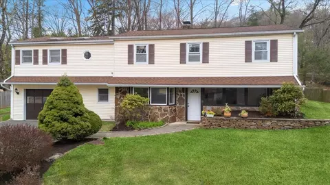 503 Pleasantville Rd, Mount Pleasant, NY 10510