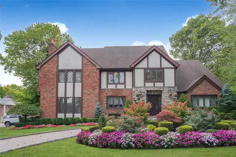 42 Elmhurst Ave, Staten Island, NY 10301