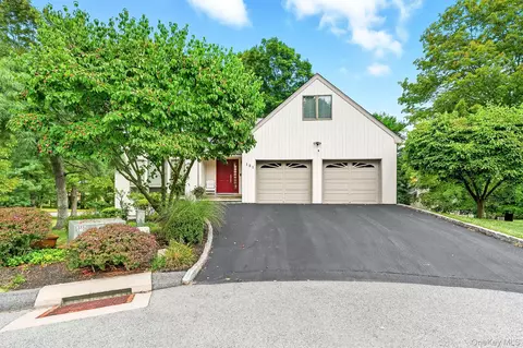 181 Arbor Crst, Somers, NY 10589