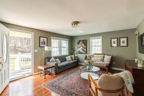 774 Traver Rd, Pleasant Valley, NY 12569