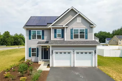 13 Nichols Ct, La Grange, NY 12603